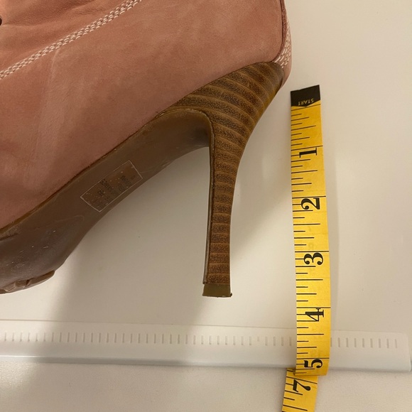 2/$50 COLIN STUART Mauve Pointy Toe Lace-Up Suede Booties, Size 10 - Picture 10 of 10